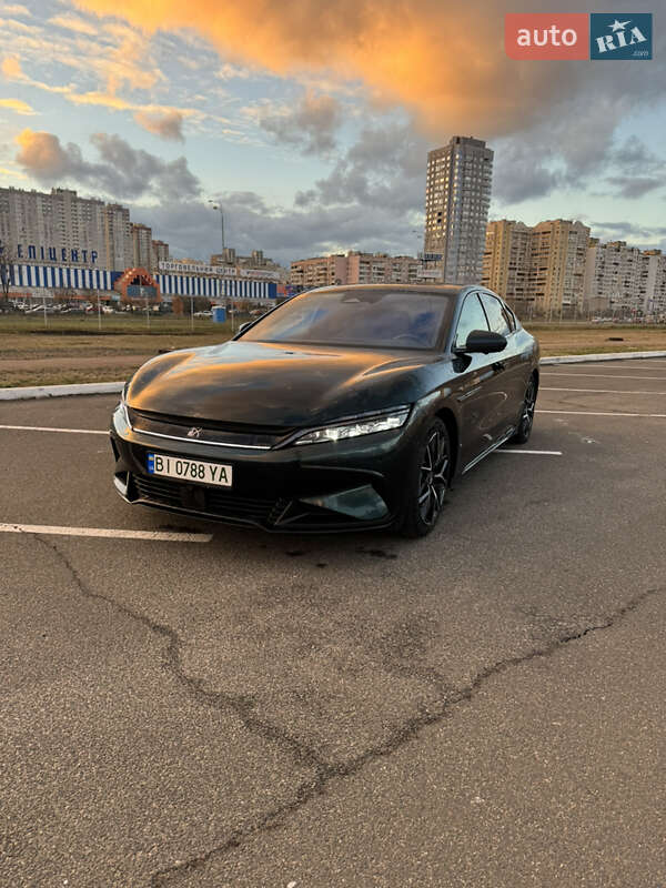 Легковые BYD Han