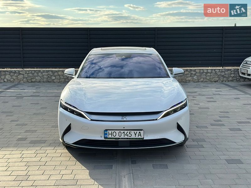 Седан BYD Han