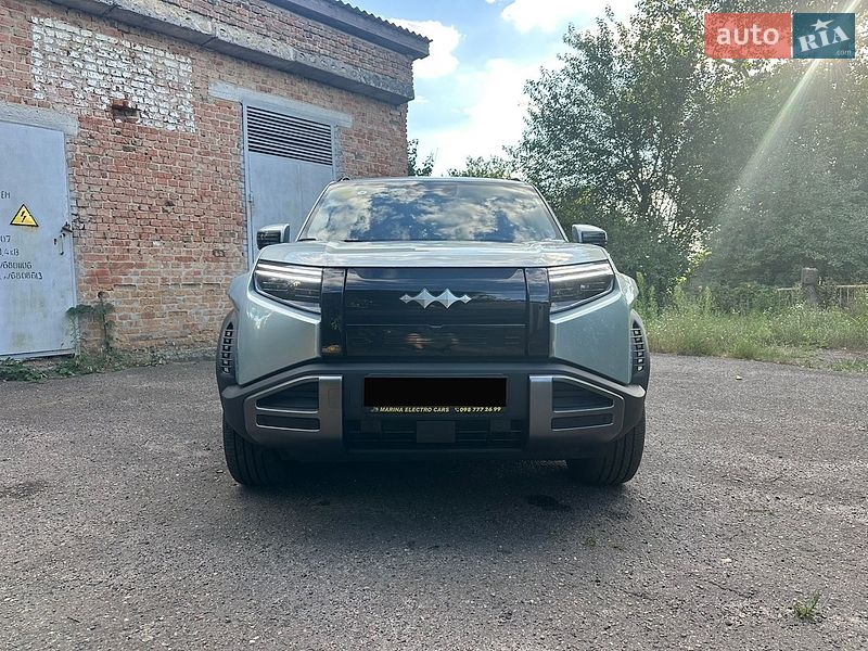 BYD Leopard 3