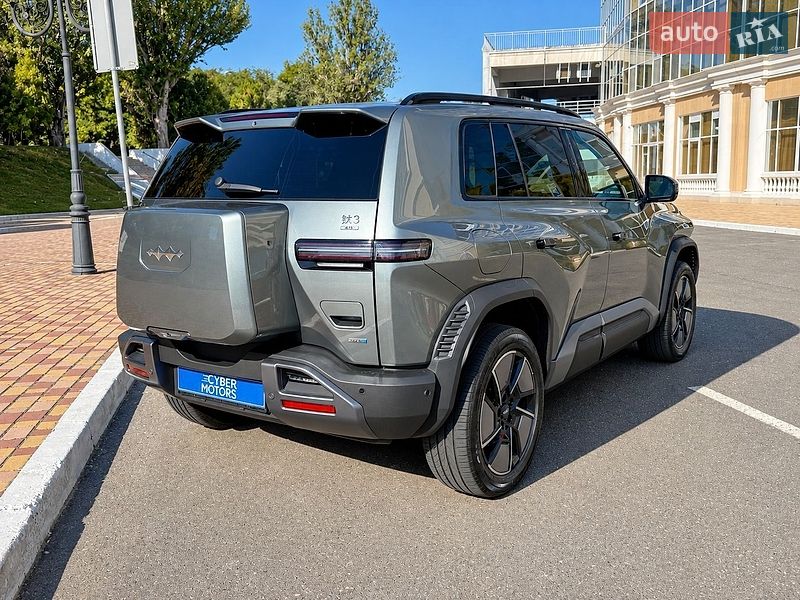 Внедорожник / Кроссовер BYD Leopard 3 2025 в Киеве