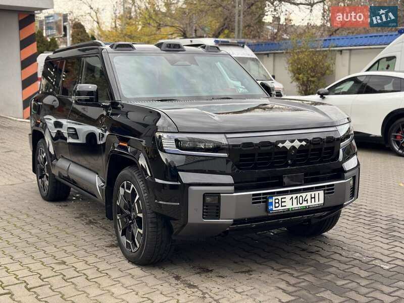 Легковые BYD Leopard 8