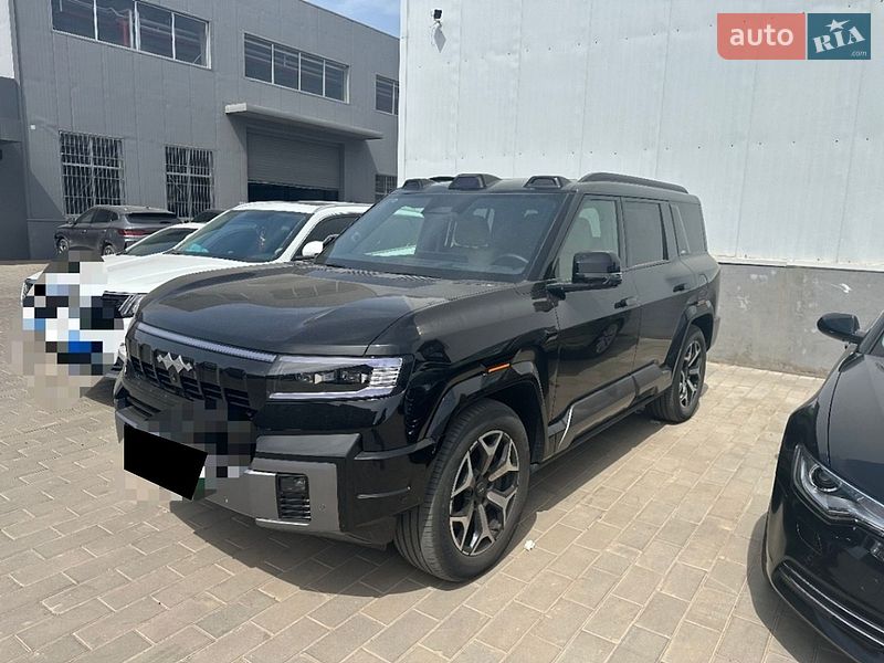 Позашляховик / Кросовер BYD Leopard 8