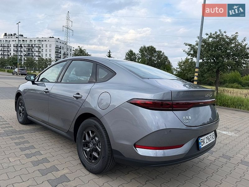 Седан BYD Qin Plus 2025 в Луцке