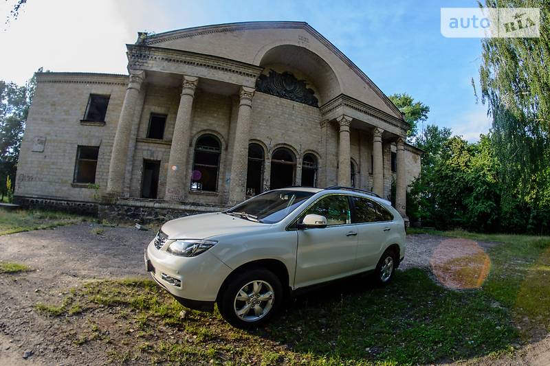 BYD S6 2013 року