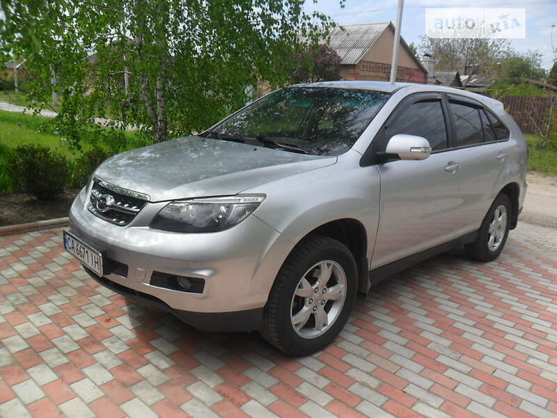 Хетчбек BYD S6