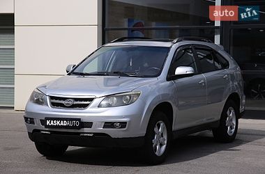 BYD S6  2013