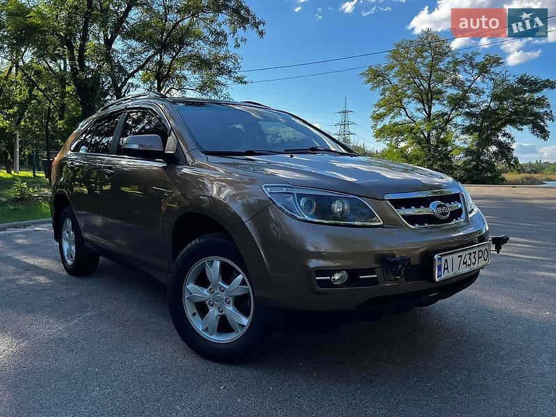 BYD S6 2013
