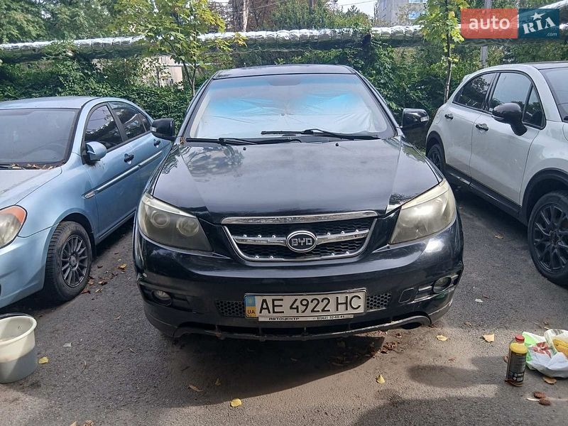 Внедорожник / Кроссовер BYD S6 2012 в Днепре