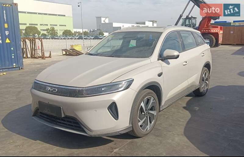 Легкові BYD Sea Lion 05