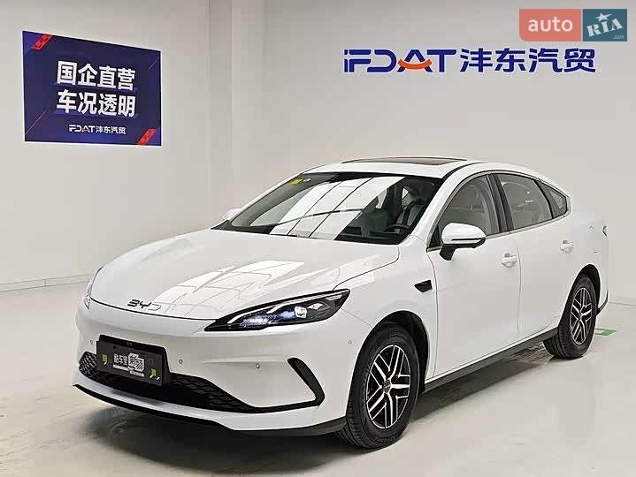 BYD Seal 05
