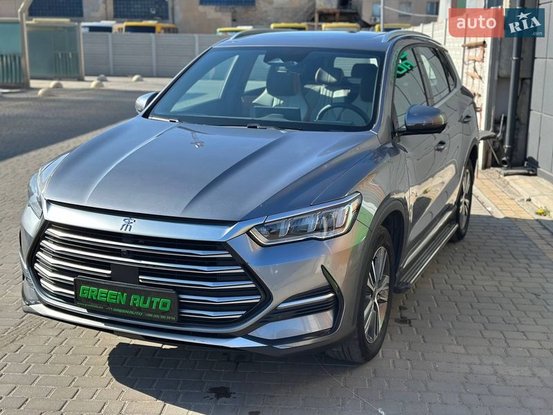 Легкові BYD Song Pro