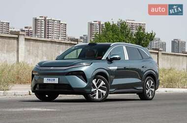 BYD Tang L  2025