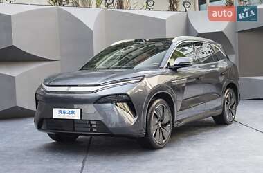 BYD Tang L  2025