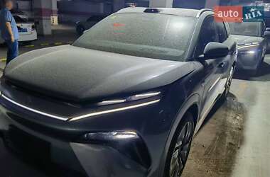 BYD Tang L  2025
