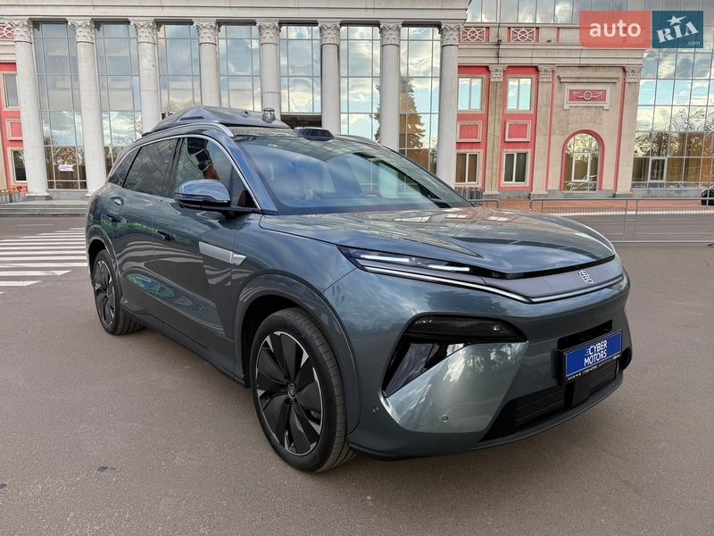 Легковые BYD Tang L