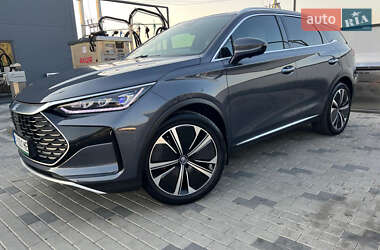 BYD Tang  2023