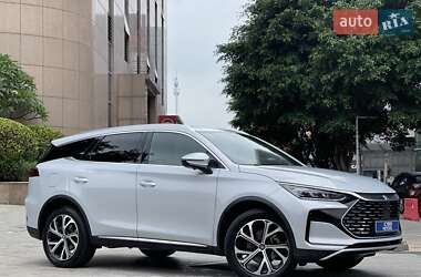 BYD Tang  2024