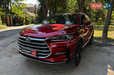 BYD Tang  2021