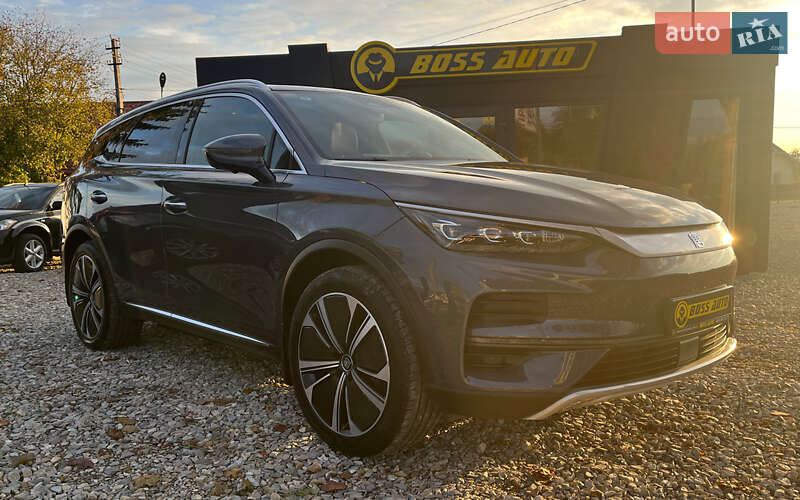 BYD Tang