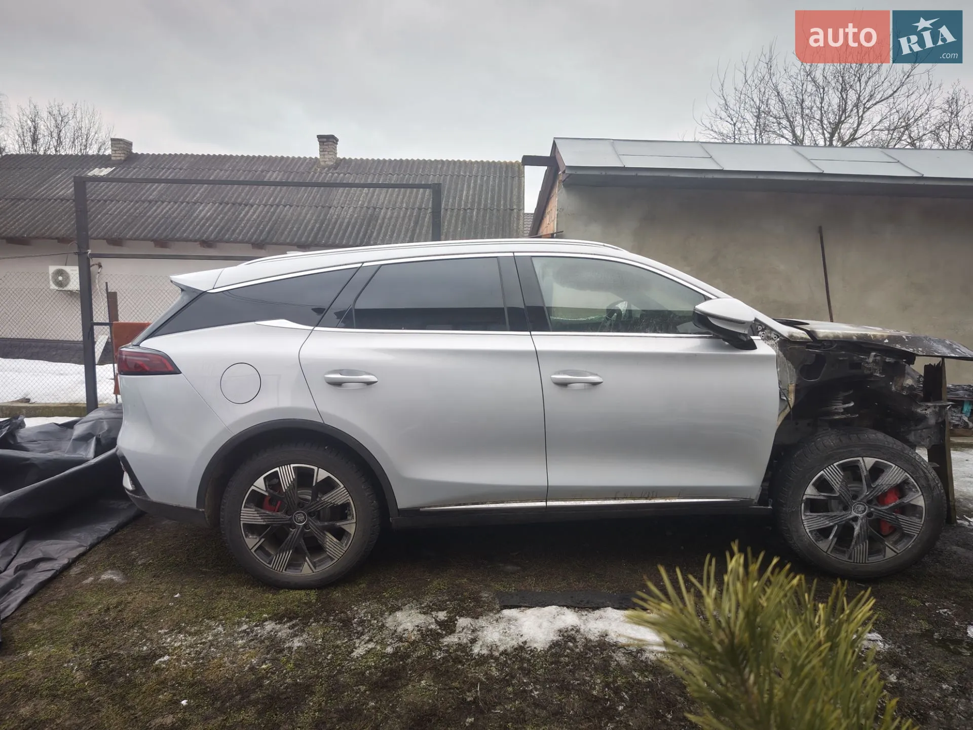 BYD Tang 2024 VIN LC0CE4CD7R0071042 фото оголошення 3 з 19