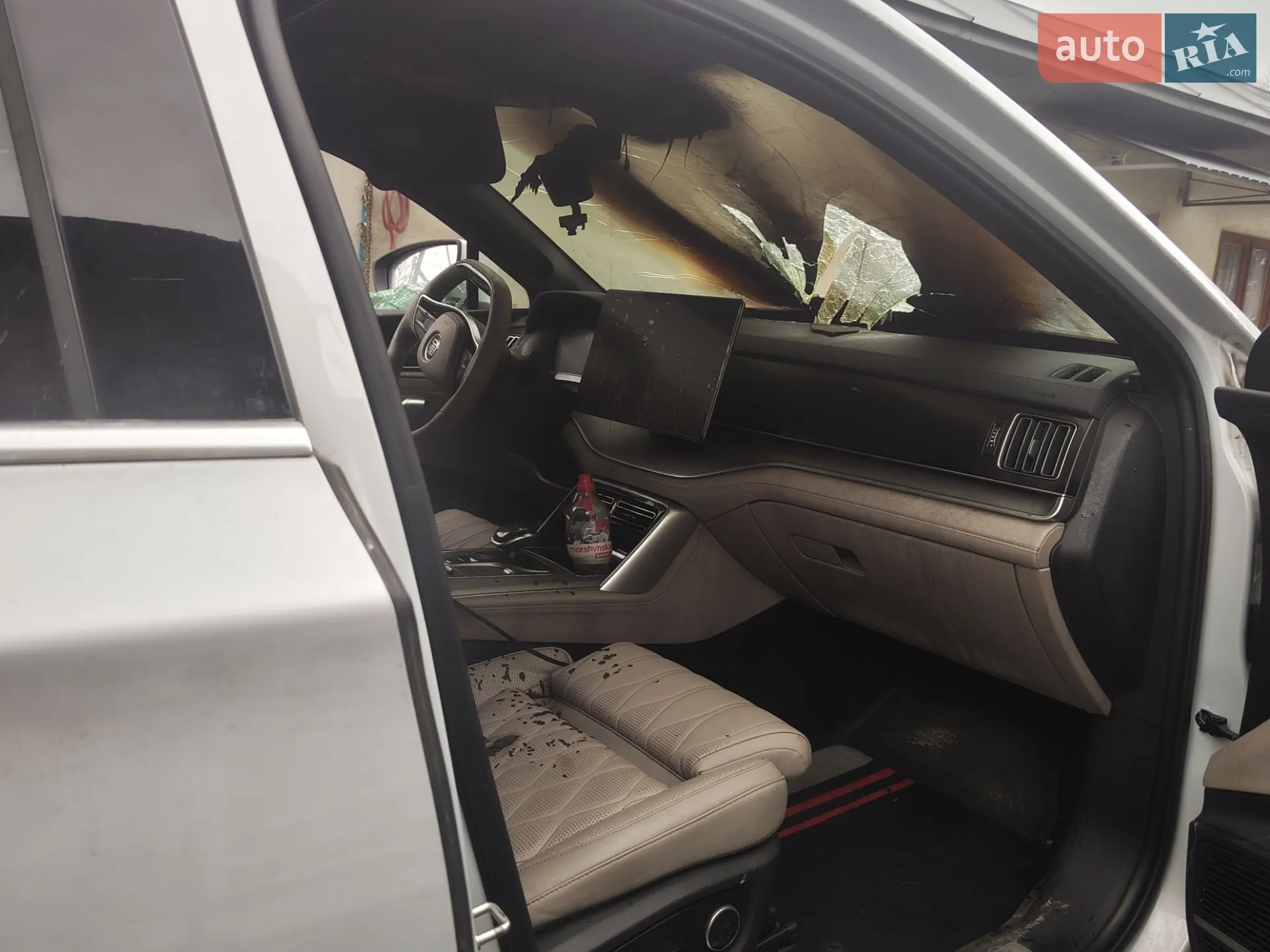 BYD Tang 2024 VIN LC0CE4CD7R0071042 фото оголошення 9 з 19