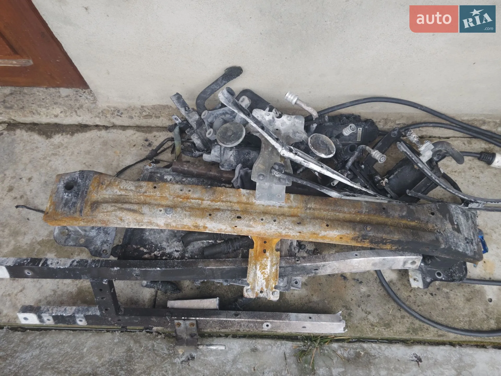 BYD Tang 2024 VIN LC0CE4CD7R0071042 фото оголошення 15 з 19