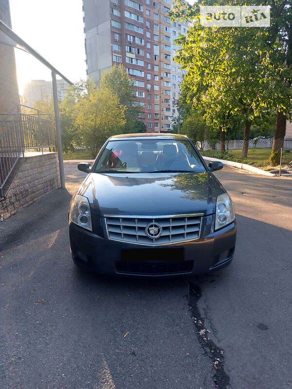 Седан Cadillac BLS