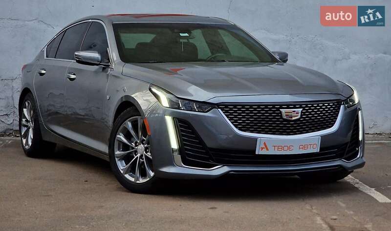 Легковые Cadillac CT5