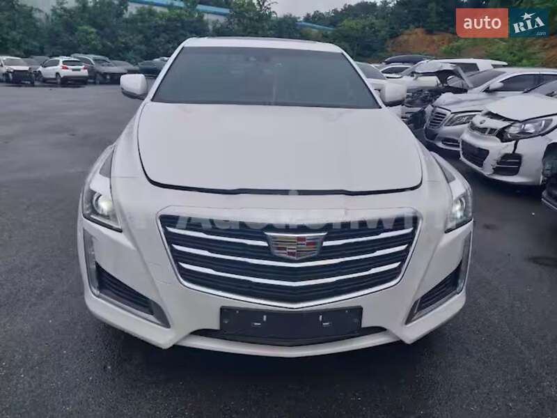 Позашляховик / Кросовер Cadillac CTS