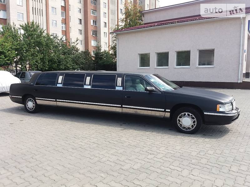 Cadillac De Ville 1998 года