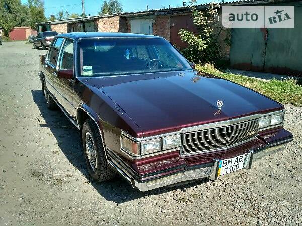 Cadillac De Ville 1985 года