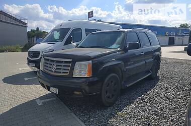 Cadillac Escalade platinum  2004