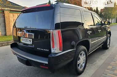 Cadillac Escalade  2008