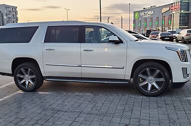 Cadillac Escalade ESV 2014