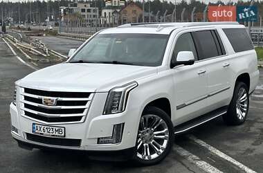 Cadillac Escalade ESV 2018