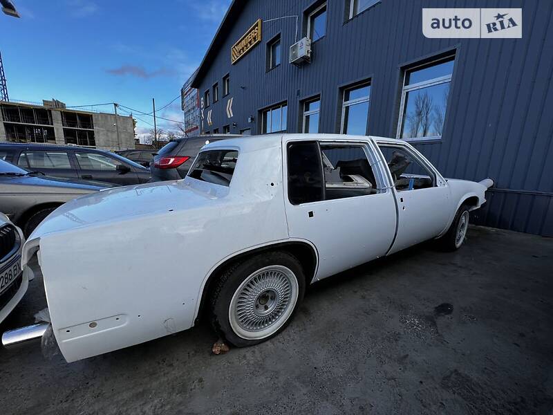 Cadillac Fleetwood