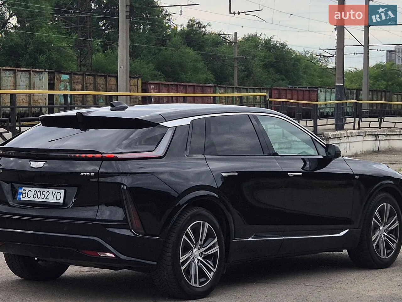 2023 Cadillac Lyriq - мініатюра 2