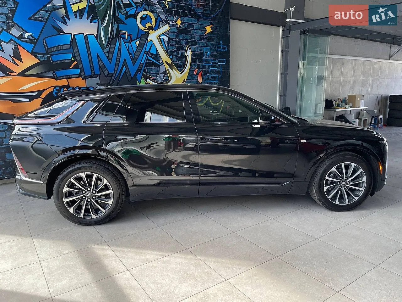 2024 Cadillac Lyriq - мініатюра 3