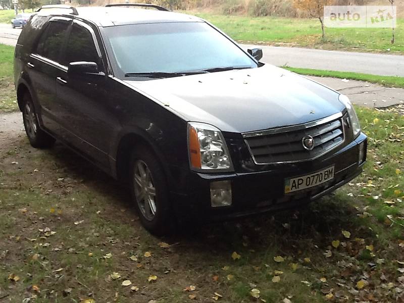 Cadillac SRX 2004 года