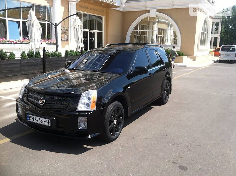 Cadillac SRX 2008 года
