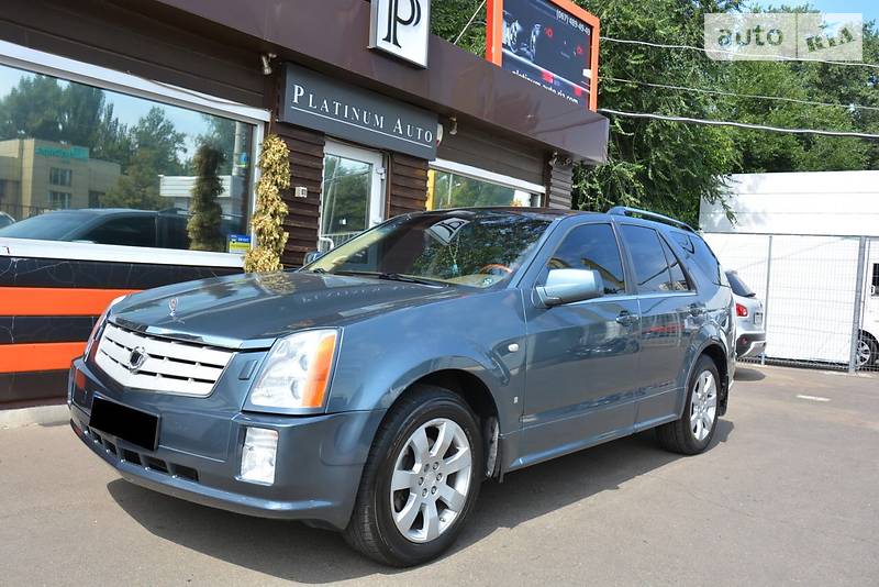 Cadillac SRX 2006 года