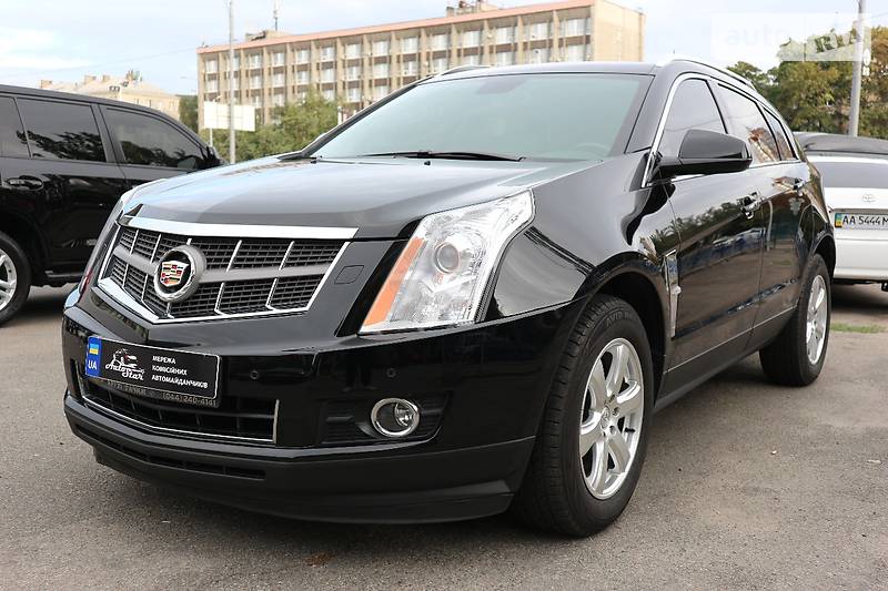Cadillac SRX 2010 года