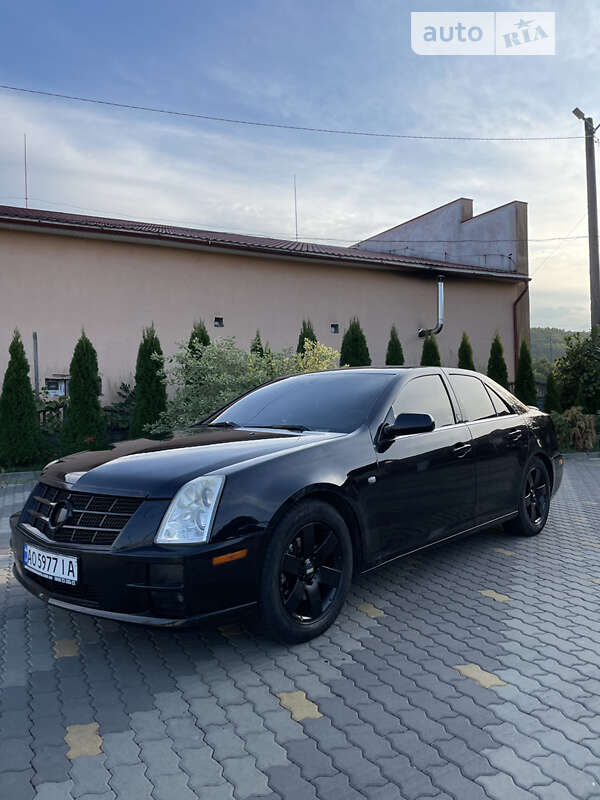 Cadillac STS