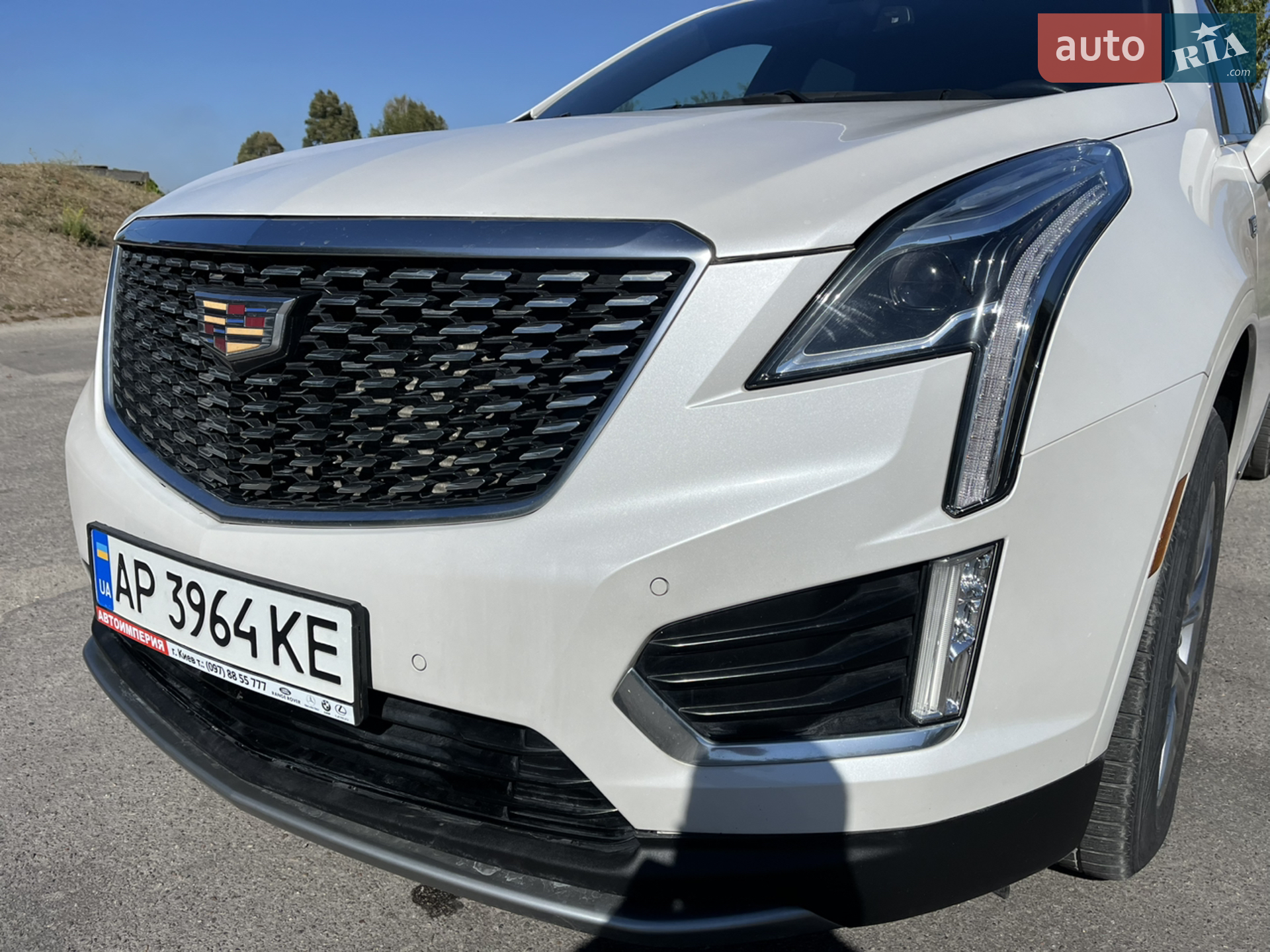 Cadillac XT5 2019 VIN 1GYKNCRS1LZ141976 фото оголошення 8 з 37
