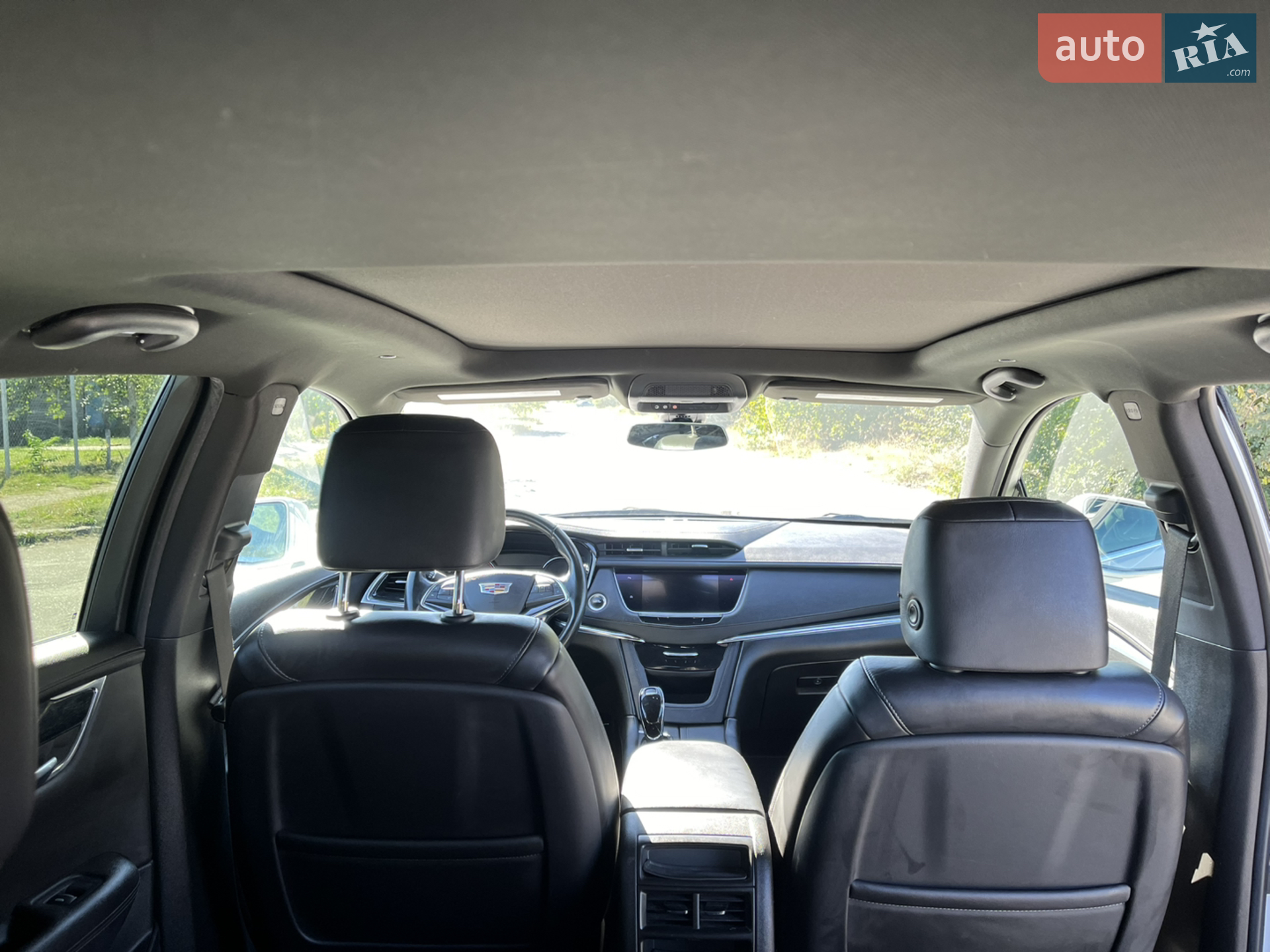 Cadillac XT5 2019 VIN 1GYKNCRS1LZ141976 фото оголошення 18 з 37
