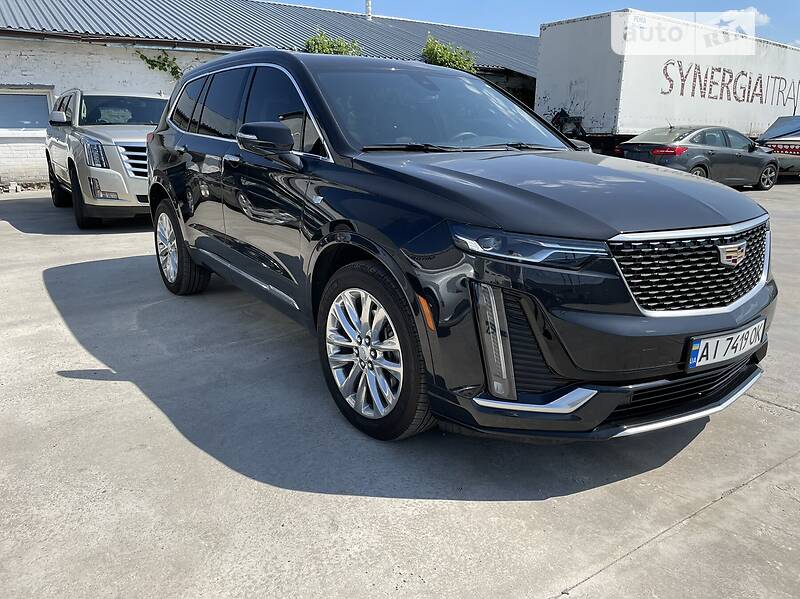 Внедорожник / Кроссовер Cadillac XT6