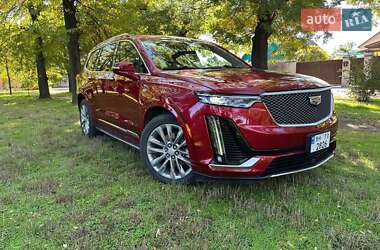 Cadillac XT6  2020