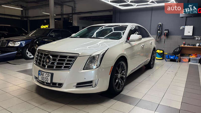 Cadillac XTS