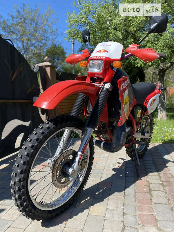 Мото Cagiva W8