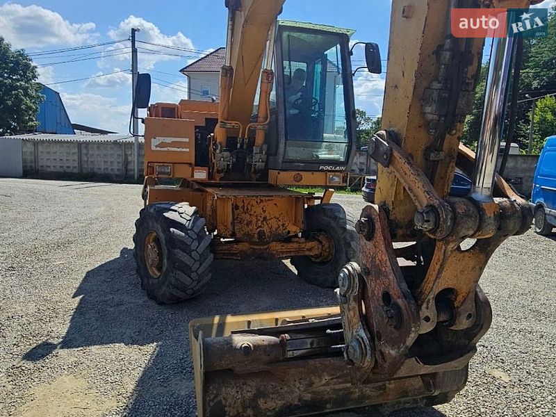 Колесный экскаватор Case Construction 580ST 1997 в Черновцах